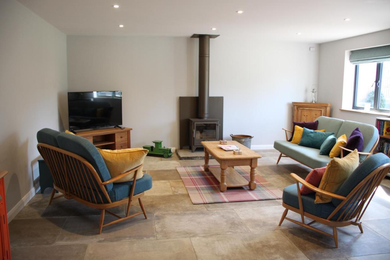 Wonderfully Spacious Luxury Holiday Cottage Билингсхърст Екстериор снимка