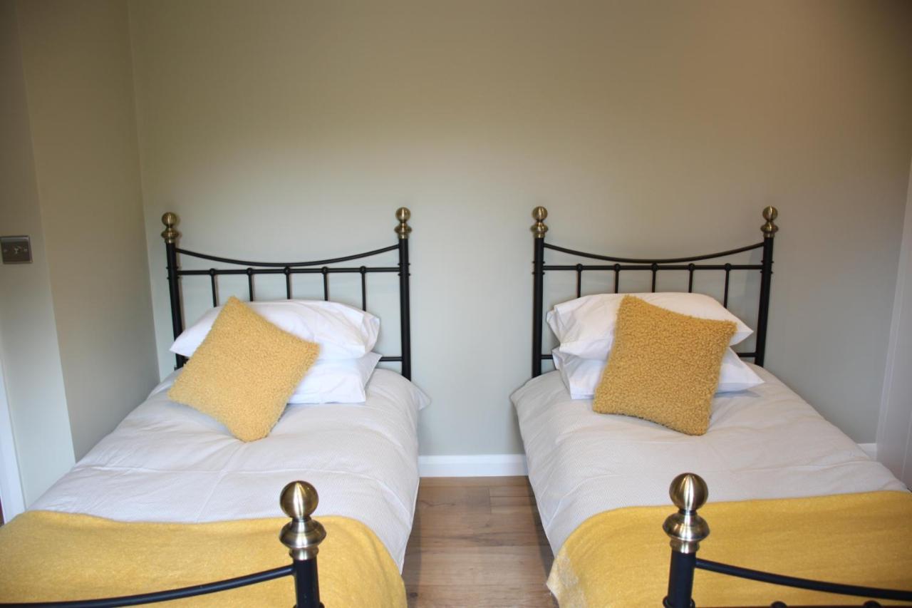 Wonderfully Spacious Luxury Holiday Cottage Билингсхърст Екстериор снимка